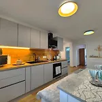 Apartment Paradies *