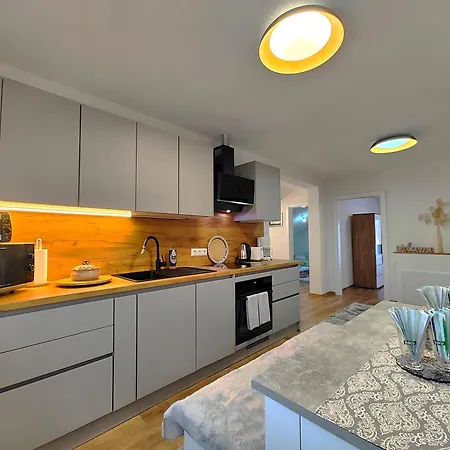 Apartment Paradies *