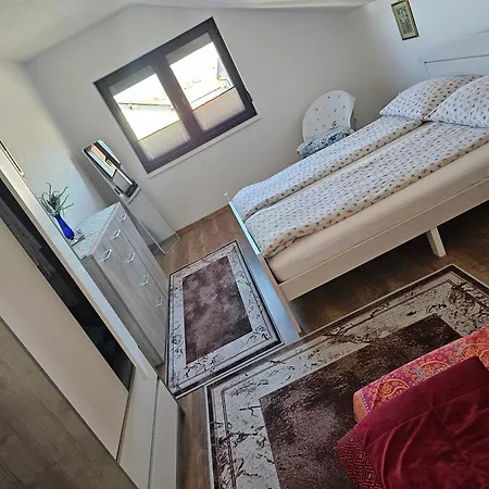 Paradies شقة