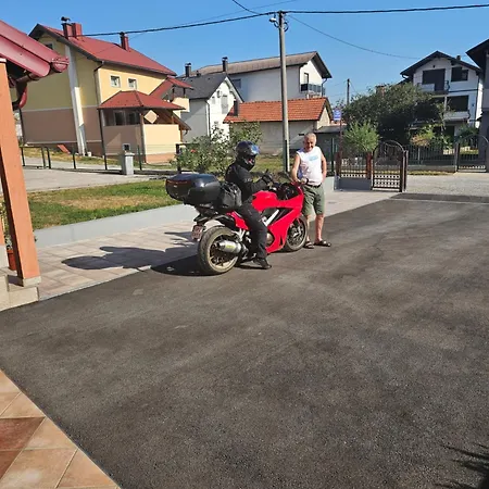 Paradies شقة
